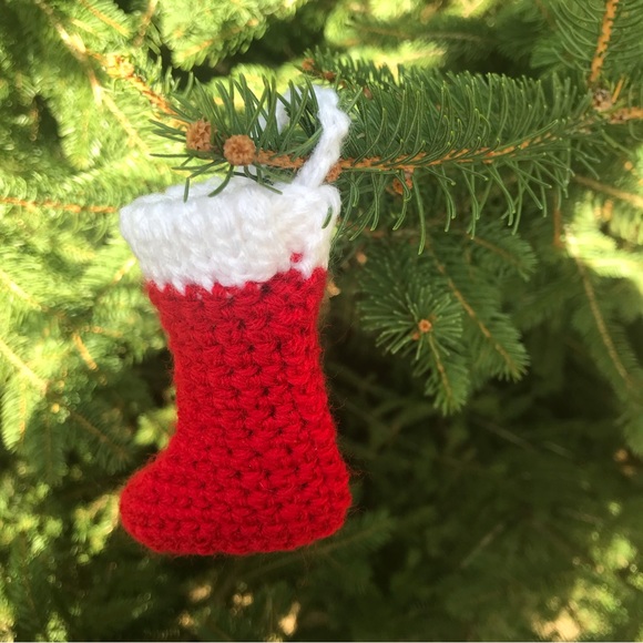 Christmas Stocking Ornament Set Farmhouse Crochet Handmade - Picture 6 of 9